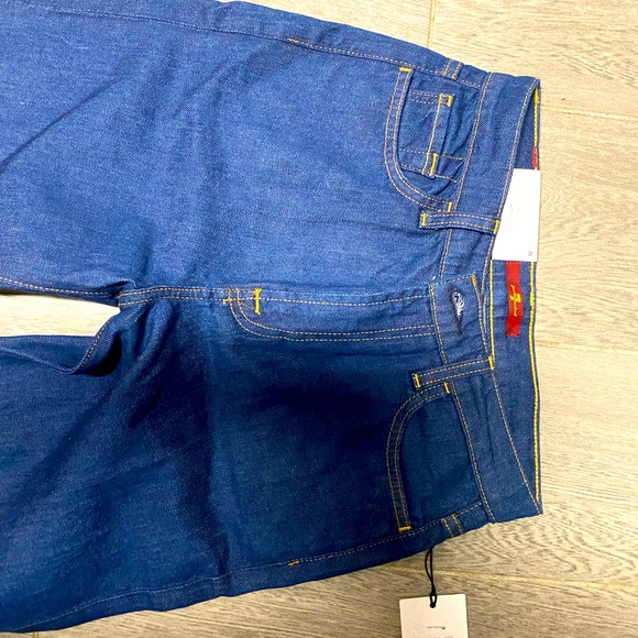 7 For All Mankind - Picture 3 of 3